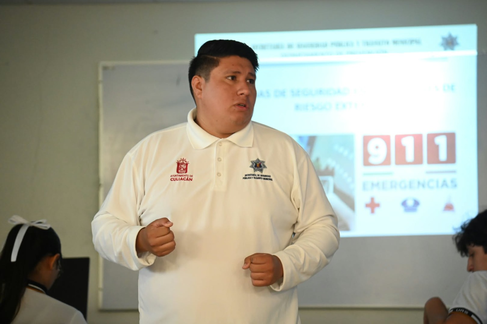 Imparten el curso “Medidas de seguridad en situaciones de riesgo externo” a estudiantes de la UAS