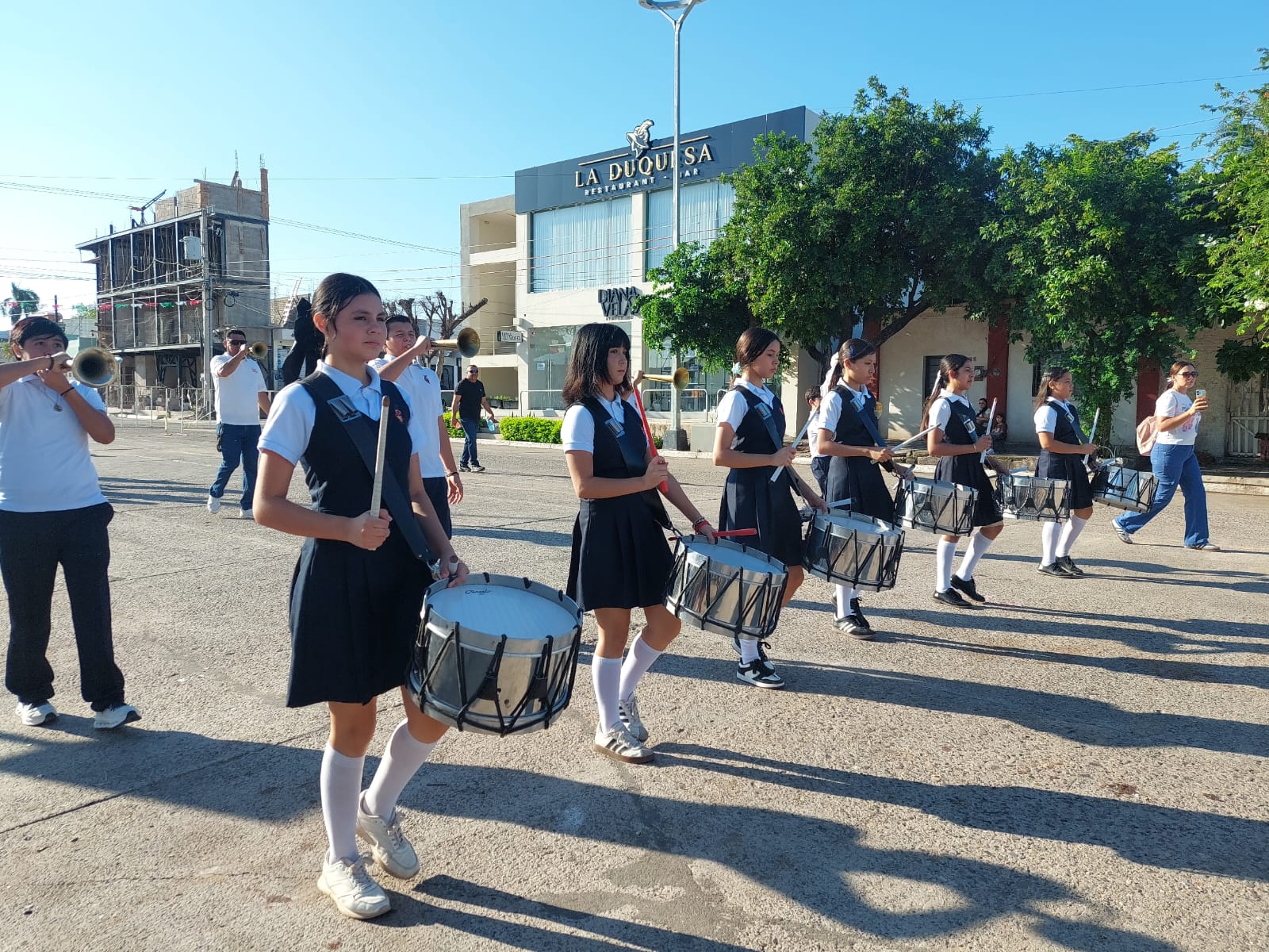 Desfile cívico-militar en Guamúchil por la Independencia de México