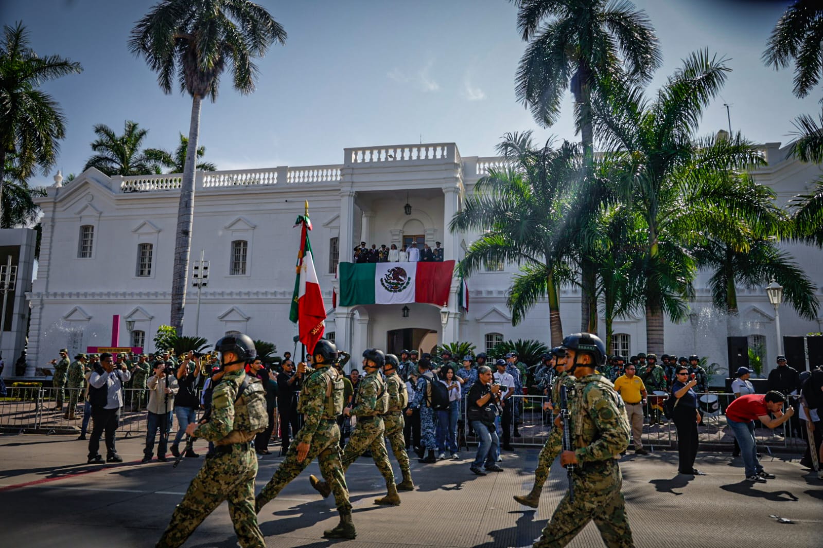 Desfile cívico-militar en Culiacán por la Independencia de México