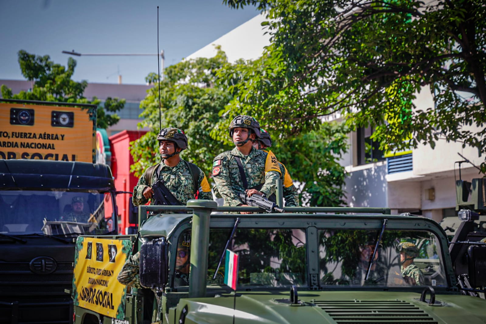 Desfile cívico-militar en Culiacán por la Independencia de México