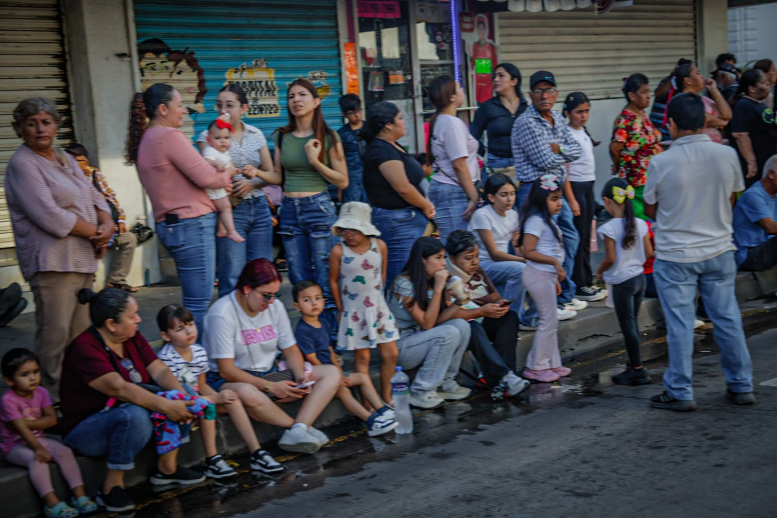 Desfile cívico-militar en Culiacán por la Independencia de México