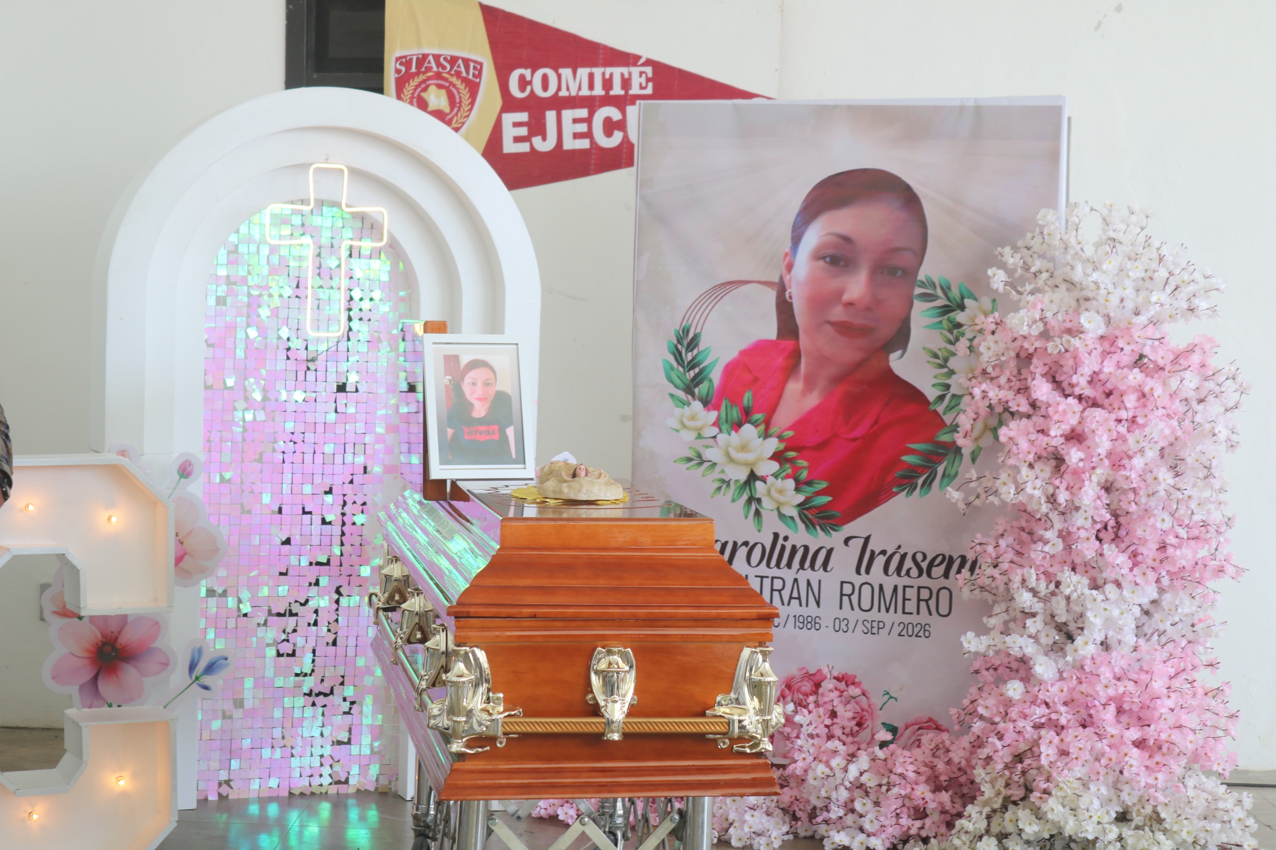 Despiden a Caro, fue asesinada en Escuinapa