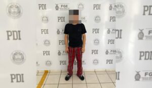 ¡Le dispararon a los neumáticos! Tras persecución detienen a José a bordo de un BMW robado, en Culiacán