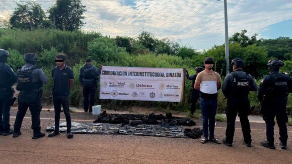 Confirma Harfuch cuatro detenidos por agresión contra sus elementos en Jesús María, Culiacán; los señala como generadores de violencia y vincula con robo de vehículo
