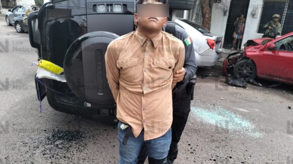 Son Ignacio, de 18 años y Pedro de 19: identifican a presuntos ‘robacarros’ detenidos tras despojo y persecución en Culiacán, Sinaloa