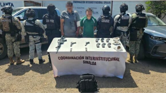 Detienen a dos tras agresión en Elota, Sinaloa; traían armas, municiones y dos vehículos robados