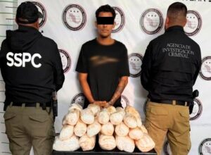 Detienen a hombre que viajaba con metanfetamina en autobús sobre la carretera Mazatlán-Tepic