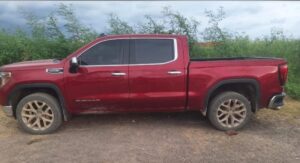 detienen a tres hombres armados en san ignacio camioneta
