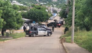 Detienen a tres sujetos y recuperan vehículo tras reporte de balazos en Hacienda de Urías, Mazatlán