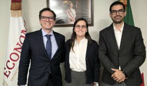 Diego Aguerrebere, Ximena Escobedo y Roberto Sánchez