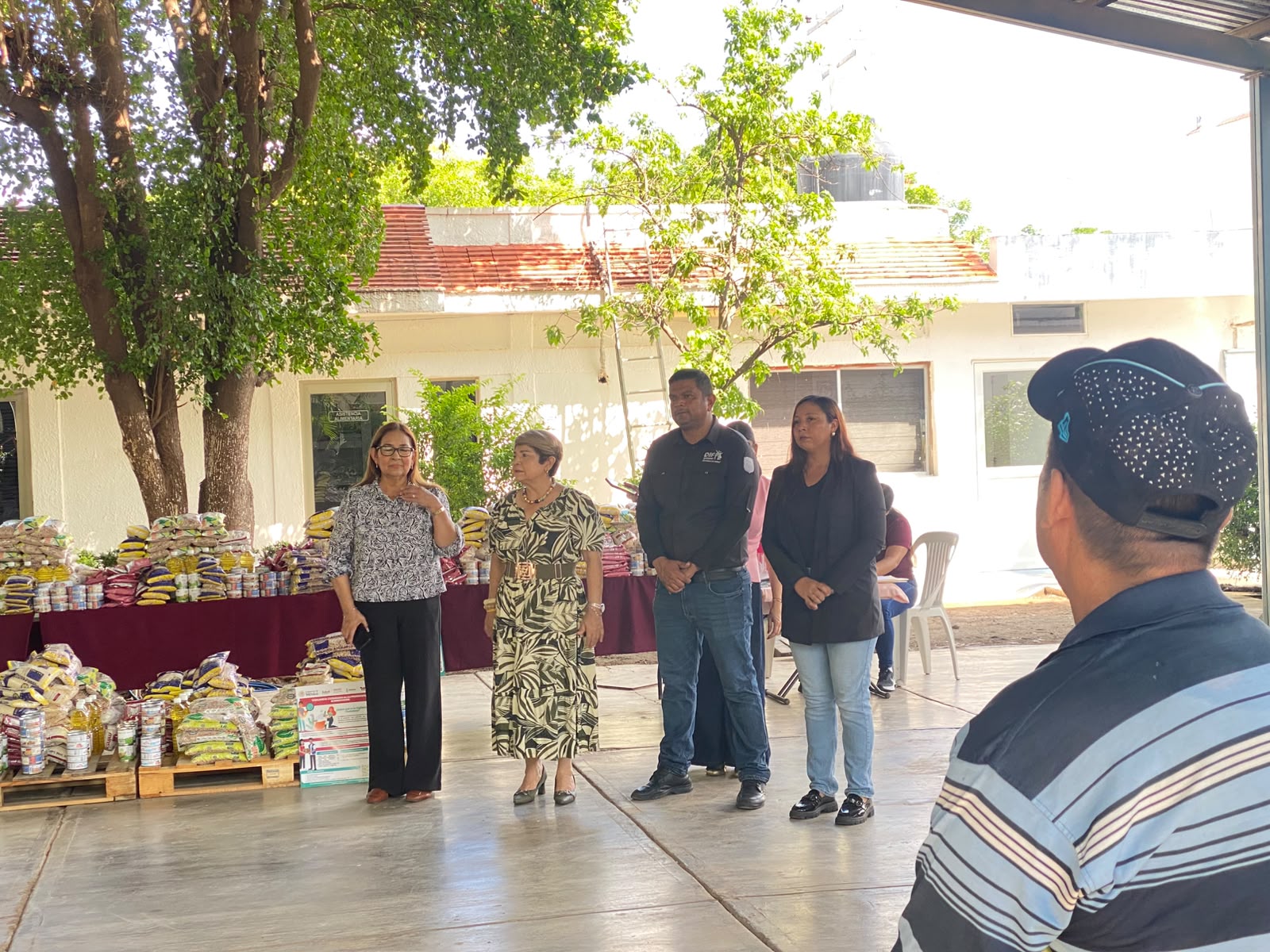 DIF Guasave entrega despensas a centros de rehabilitación