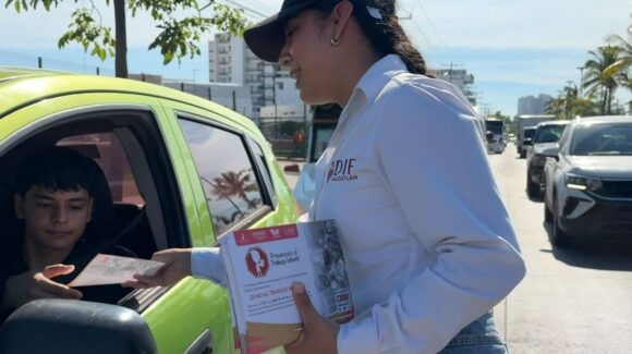DIF Mazatlán, Sinaloa, sale a las calles, busca detectar a menores que trabajan en cruceros y zonas turísticas