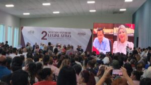 diputados de morena en segundo informe legislativo en los mochis sin