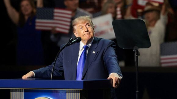 Trump asegura tener “buena relación con México” y evita responder sobre el futuro del T-MEC