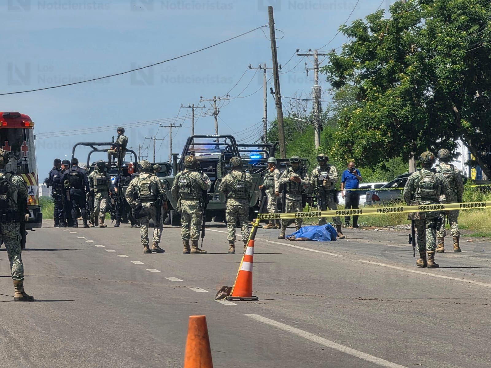 Ejecutan a un hombre sobre La Costerita de Culiacán