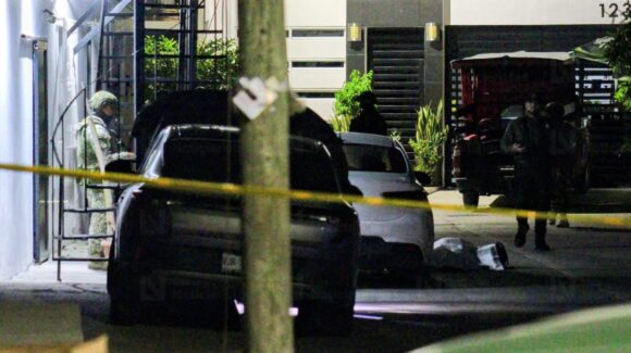 Ejecutan a balazos a un hombre mientras caminaba por calles de la colonia Francisco Villa en Mazatlán, Sinaloa