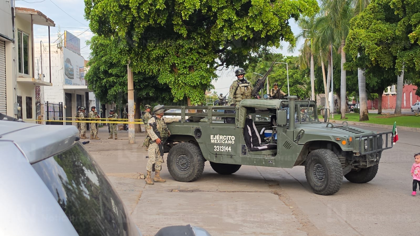 Frente al panteón civil de Culiacán ejecutan a un hombre