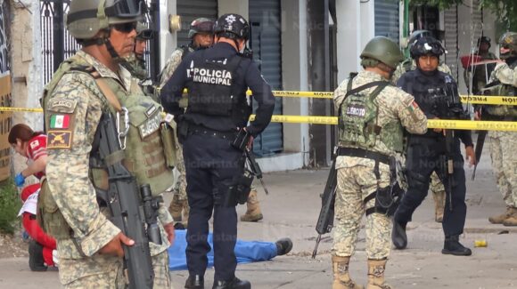 Frente al Panteón Civil de Culiacán ejecutan a un hombre