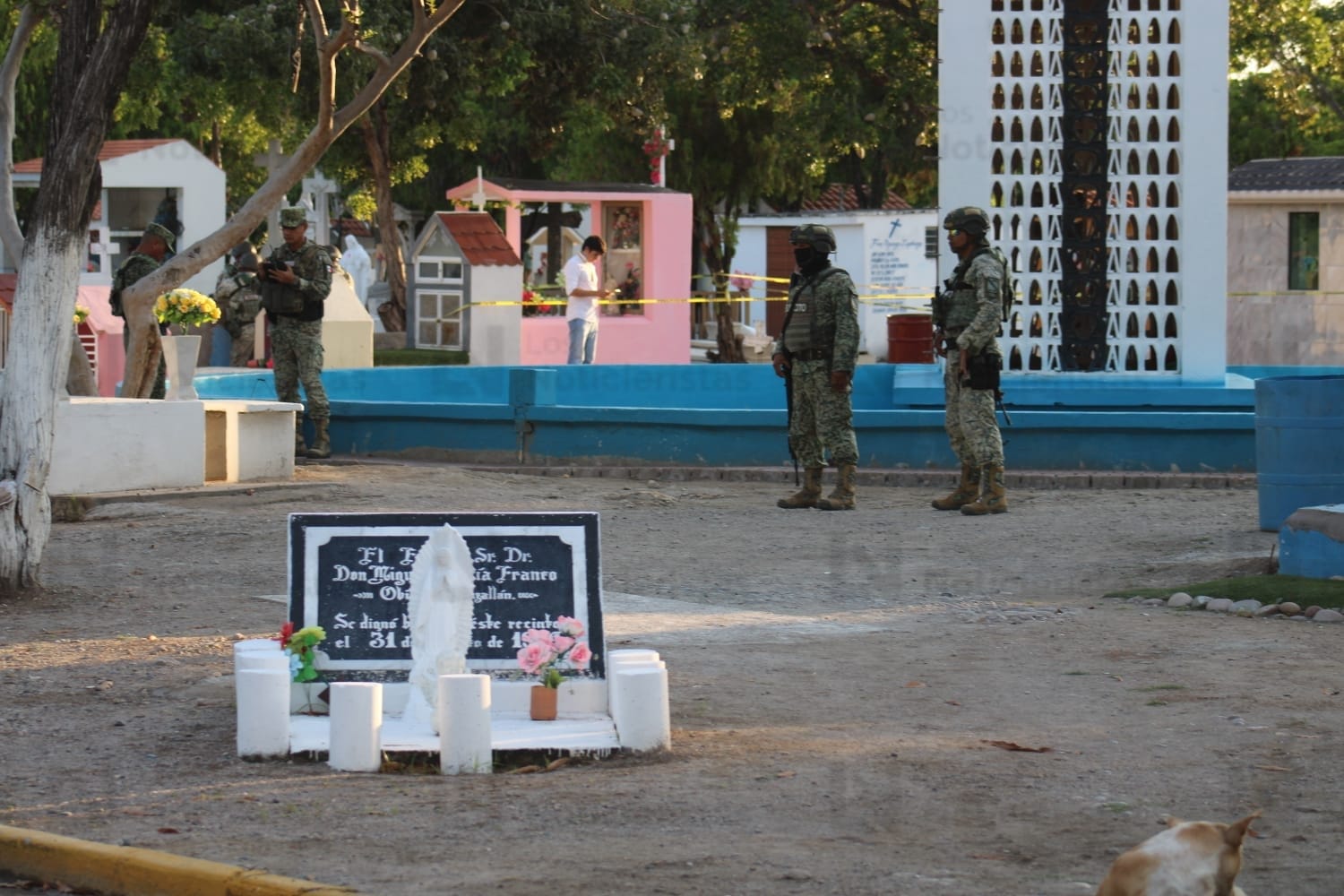 Ejecutan a balazos a un hombre dentro del Panteón Jardín de Mazatlán