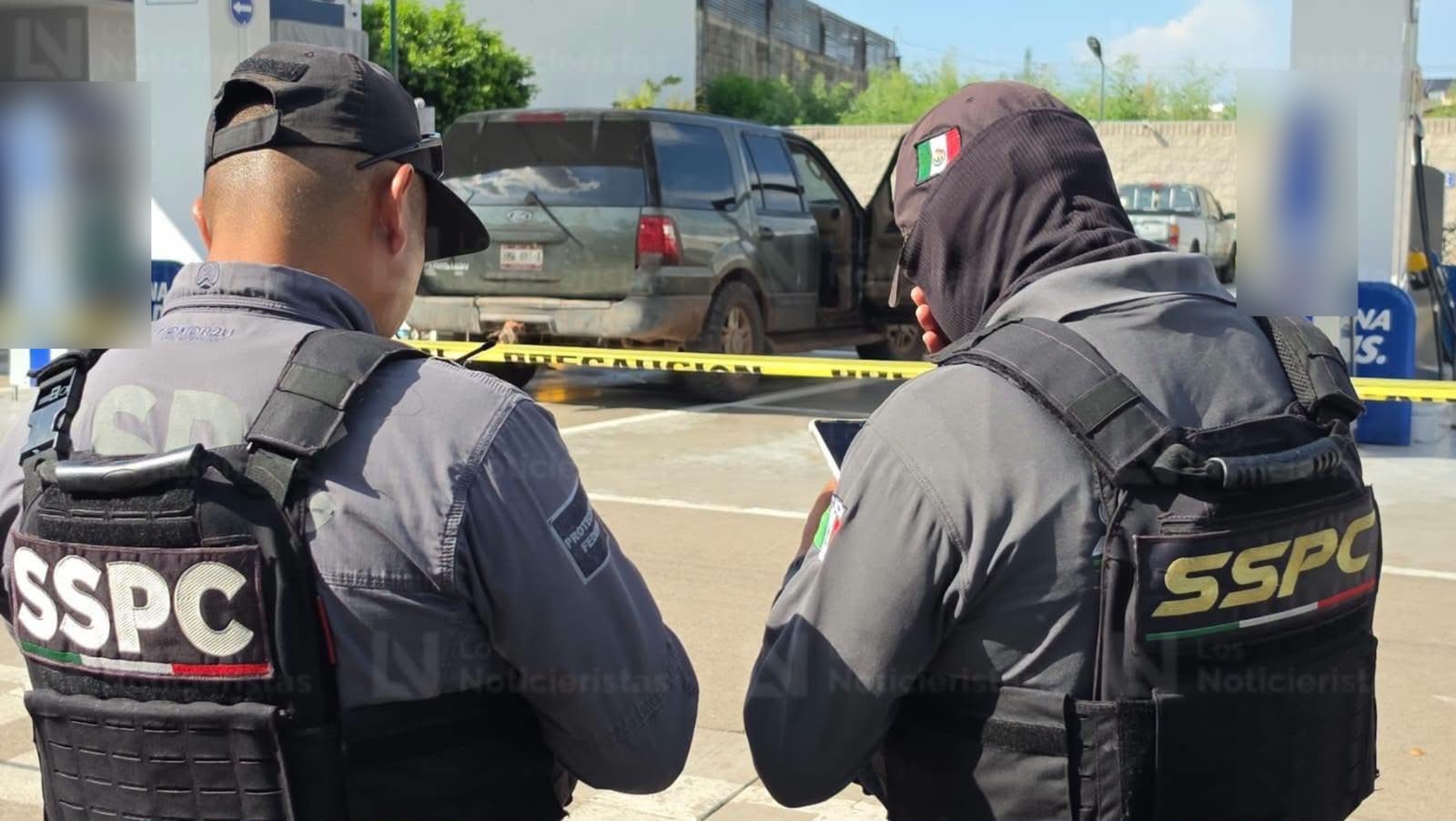 Ejecutan a dos hombres a bordo de camioneta en estación de gasolina del sector Humaya en Culiacán