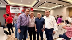 el quimico benitez reaparece en evento del pri junto a mario zamora en culiacan