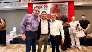el quimico benitez reaparece en evento del pri junto a mario zamora evento