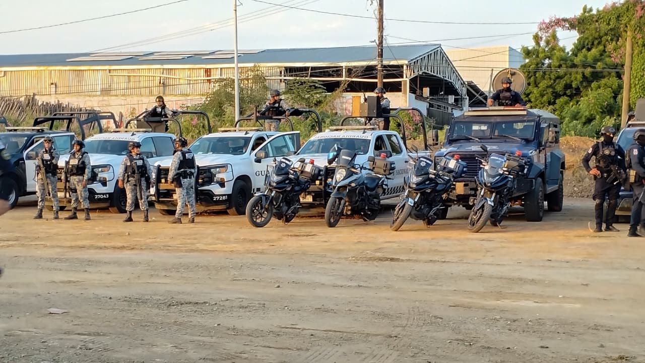 Elementos de Fuerza de Reacción Interinstitucional en Mazatlán