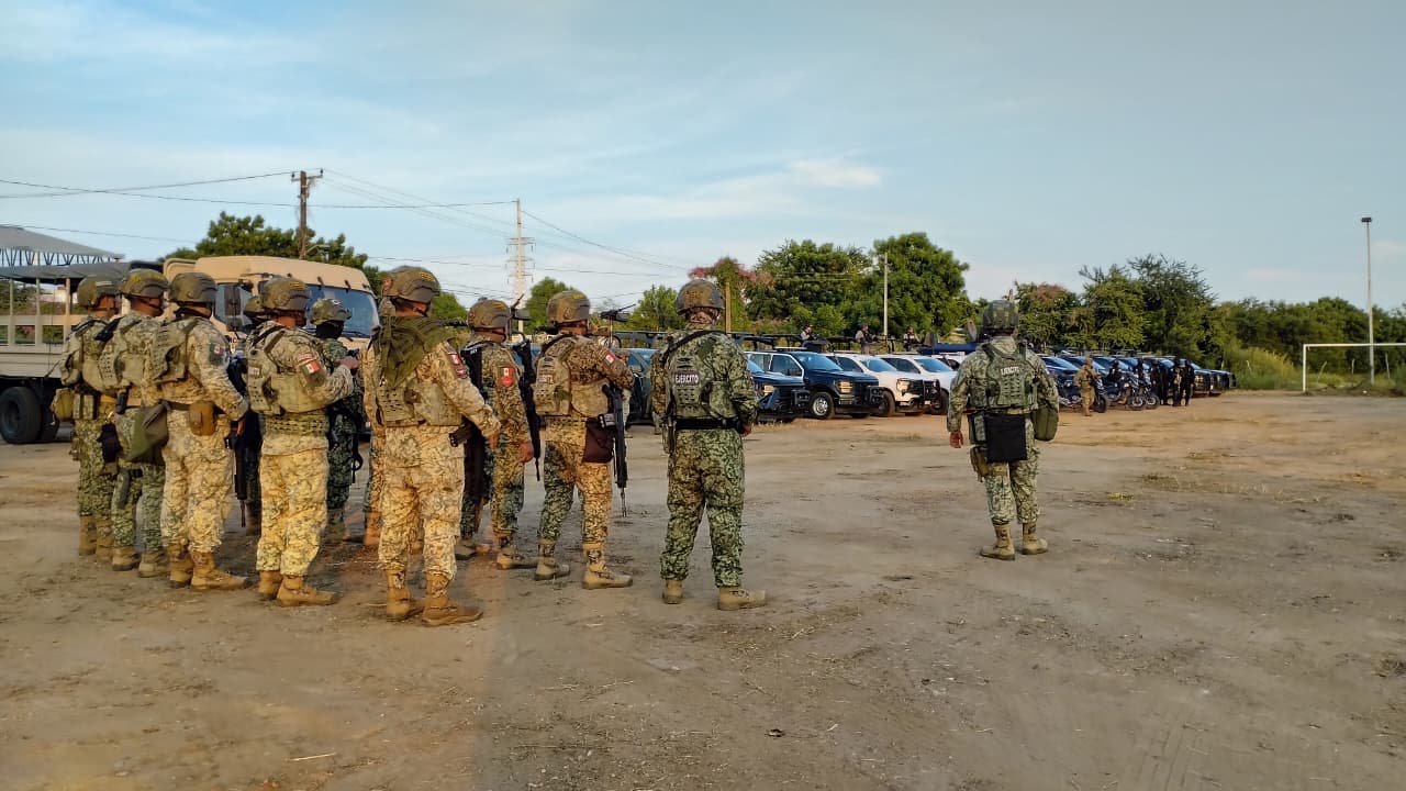 Elementos de Fuerza de Reacción Interinstitucional en Mazatlán