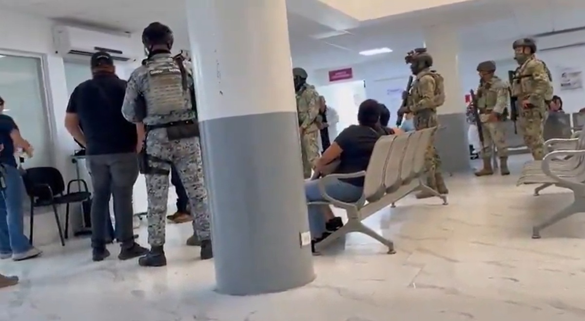 Elementos de la Guardia Nacional y del Ejército en Hospital de Tabasco para detener a una enfermera