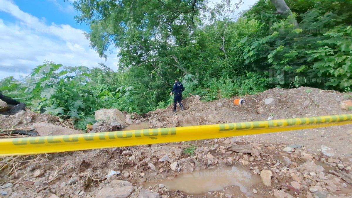 encuentran cuerpo en descomposicion a espaldas de alturas de sur de culiacan monte