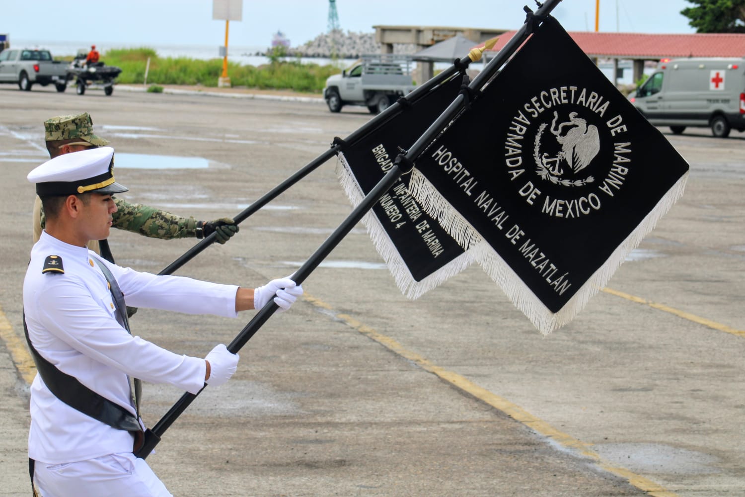 Ensayo del Desfile Cívico para el 16 de septiembre en Mazatlán