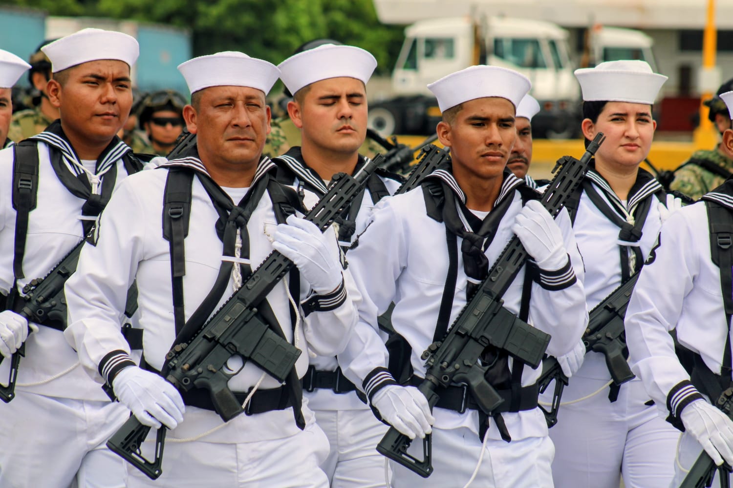 Ensayo del Desfile Cívico para el 16 de septiembre en Mazatlán