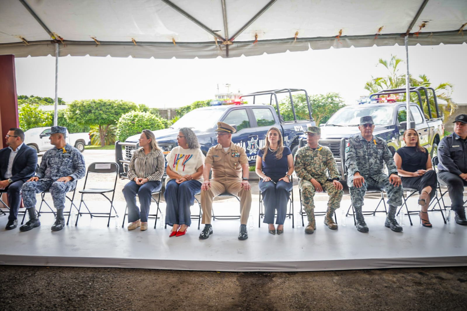Entrega de patrullas municipales