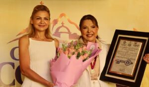 Reconocen a la empresaria Delia Barraza con el galardón “Cosalteco Distinguido” por su impacto en la salud