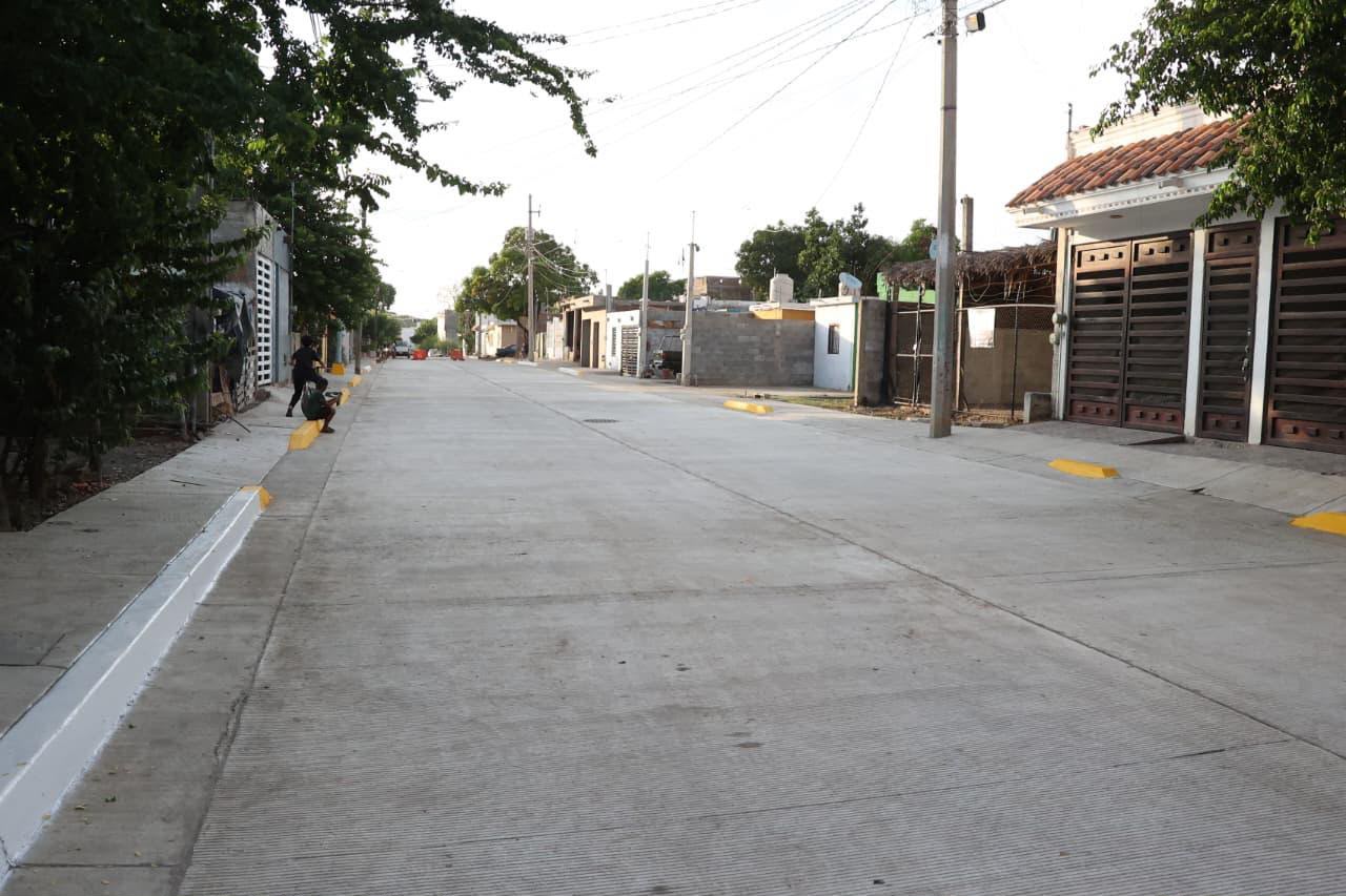 Entregan pavimentación en colonia Colosio Sí, en Mazatlán