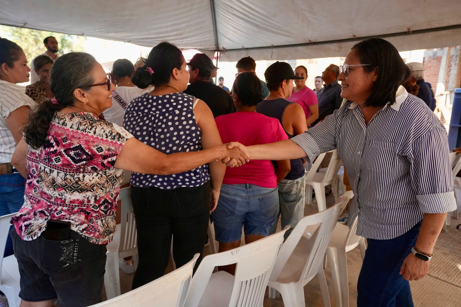 Entregan pavimentación de la calle Ejido El Venadillo, en Mazatlán