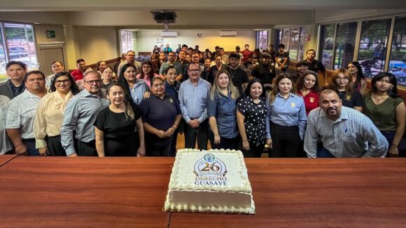 Escuela de Derecho de la UAS en Guasave celebra 26 años de historia y formación profesional