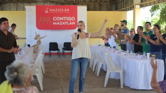 Estrella Palacios llega a Mármol con ‘Contigo Mazatlán, Sinaloa’, para atender de frente las peticiones de la zona rural