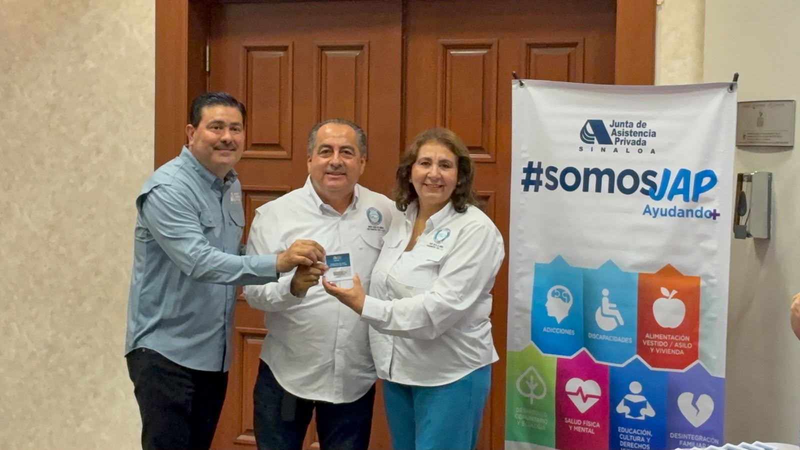 Entregan JAP videos institucionales a organismos de asistencia privada en el norte de Sinaloa