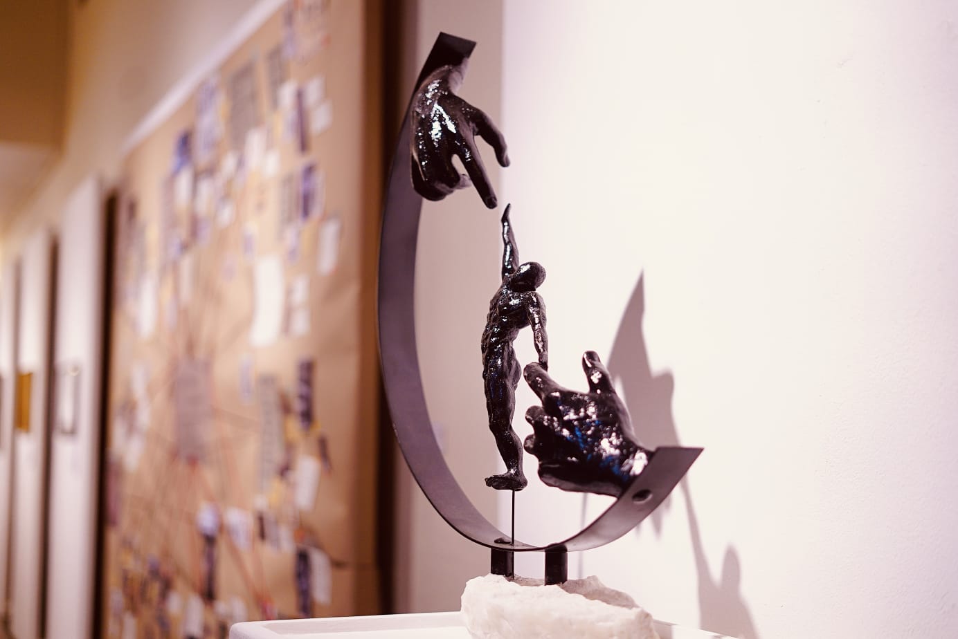 Exposición "Cosmogonías" en la Galería Rubio de Mazatlán