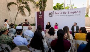Ofrecen más de 300 vacantes con salarios de hasta 22 mil pesos en segunda Feria del Empleo, en Guasave