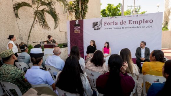 Ofrecen más de 300 vacantes con salarios de hasta 22 mil pesos en segunda Feria del Empleo, en Guasave