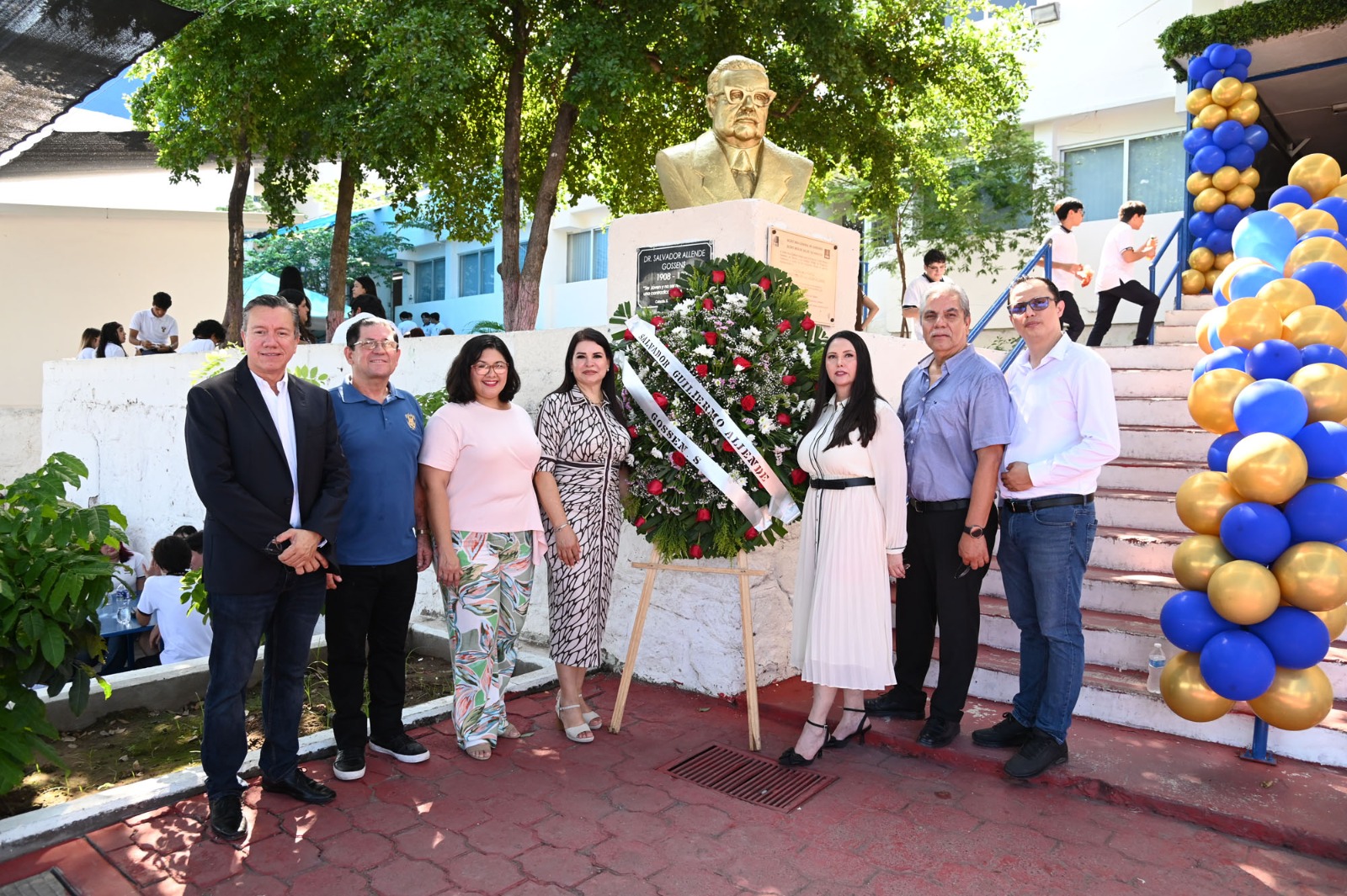 Festejo por el aniversario de la prepa Allende de la UAS