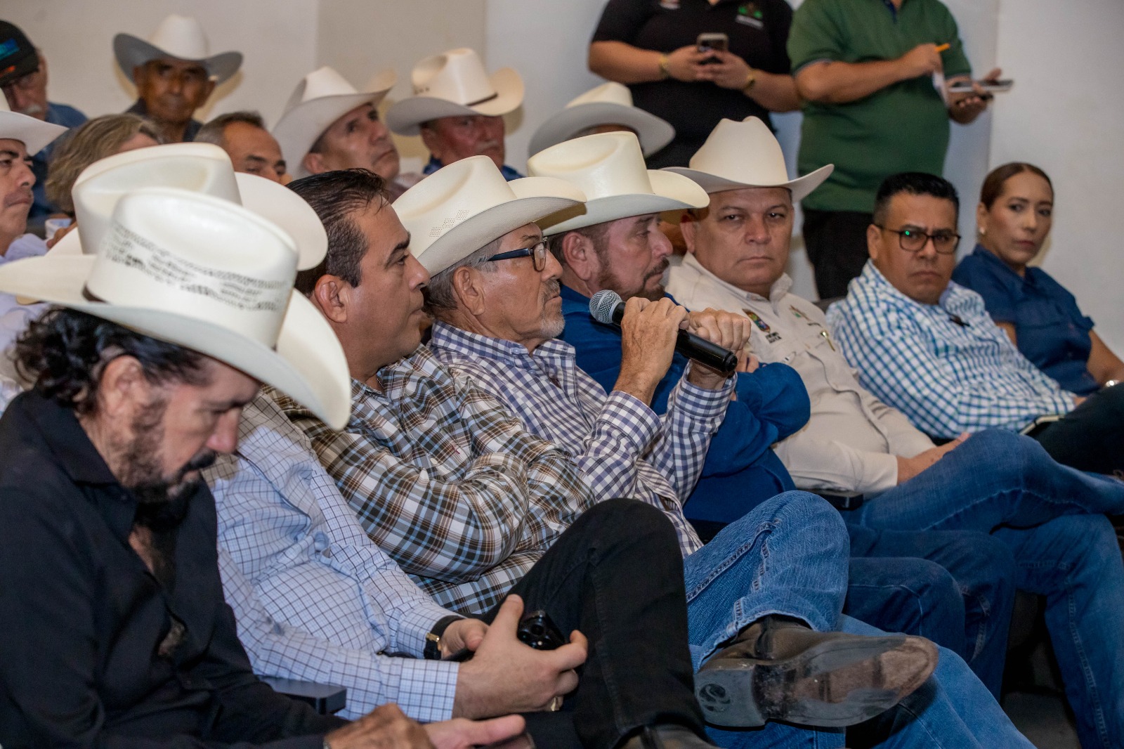 FIRA se reúne con productores de Guasave