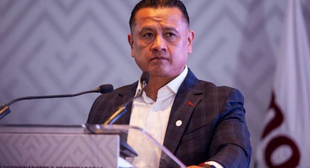 Fiscal de Michoacán renuncia tras ser designado virtual candidato de Morena a la gubernatura