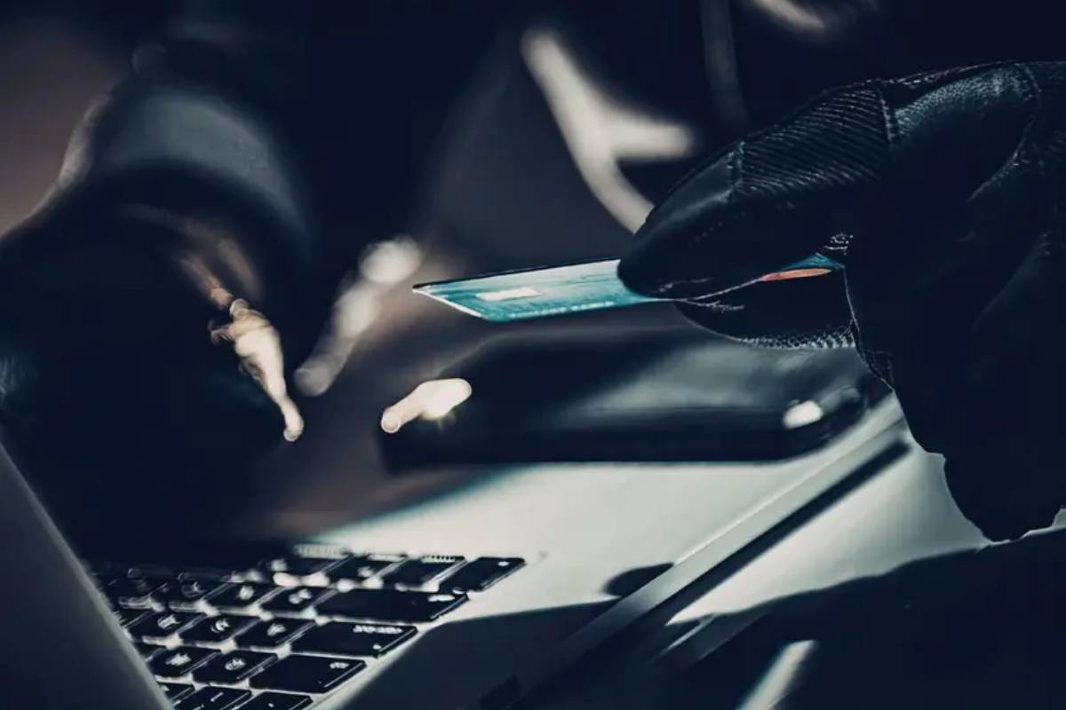 ABM y Condusef alertan por fraudes digitales con malware