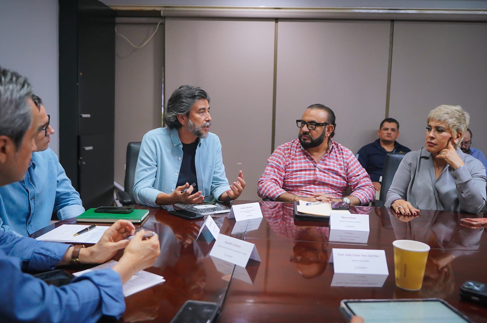 Gobierno del Estado se reúne con empresarios y universidades para revivir vida nocturna en Culiacán