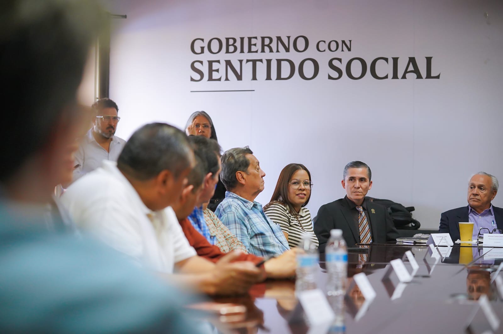 Gobierno del Estado se reúne con empresarios y universidades para revivir vida nocturna en Culiacán