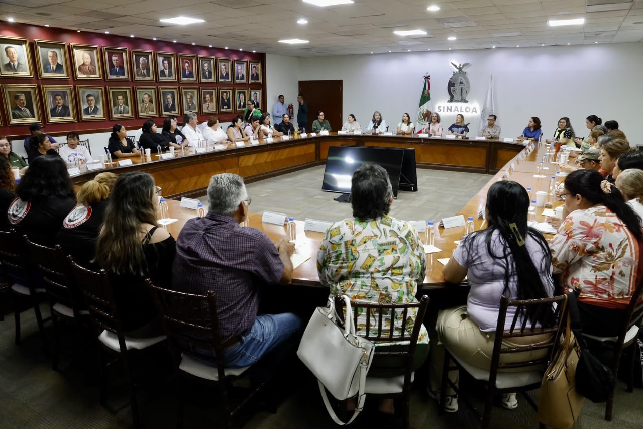 Gobierno del Estado se reúne con colectivos de búsqueda de personas desaparecidas