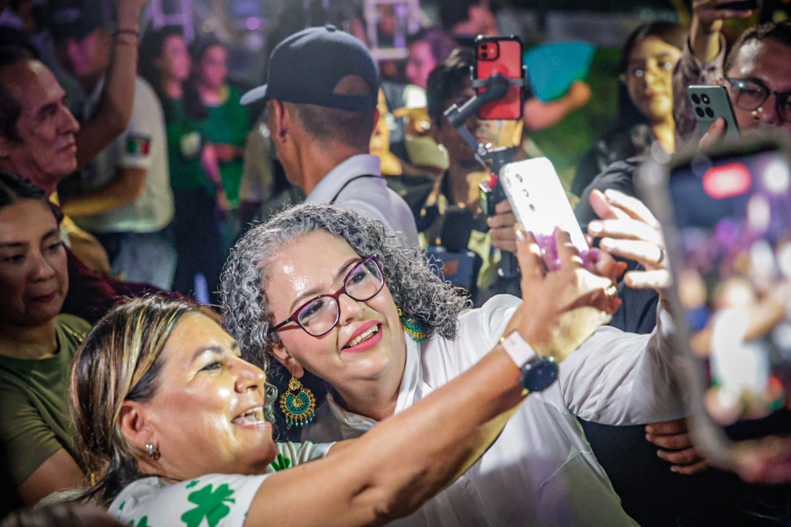 Graciela Domínguez en la celebración por el Grito de Independencia en Culiacán